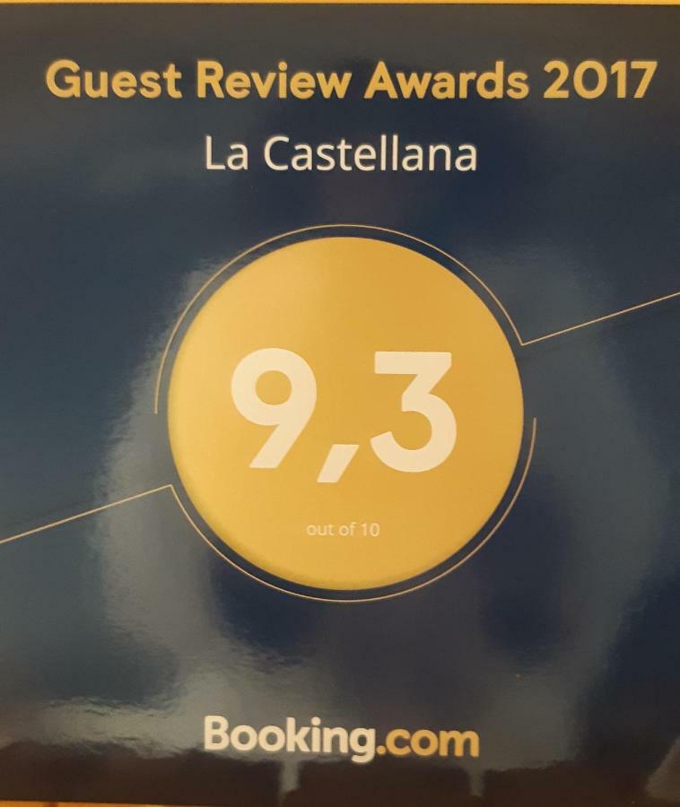 サレルノLa Castellanaアパートメント エクステリア 写真